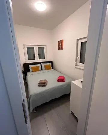 Jana Apartman Mezokovesd Exterior photo